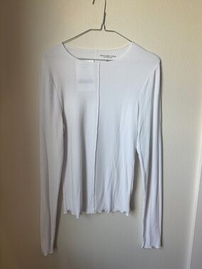 Abercrombie & Fitch White Ribbed Long Sleeve Top with Center Seam